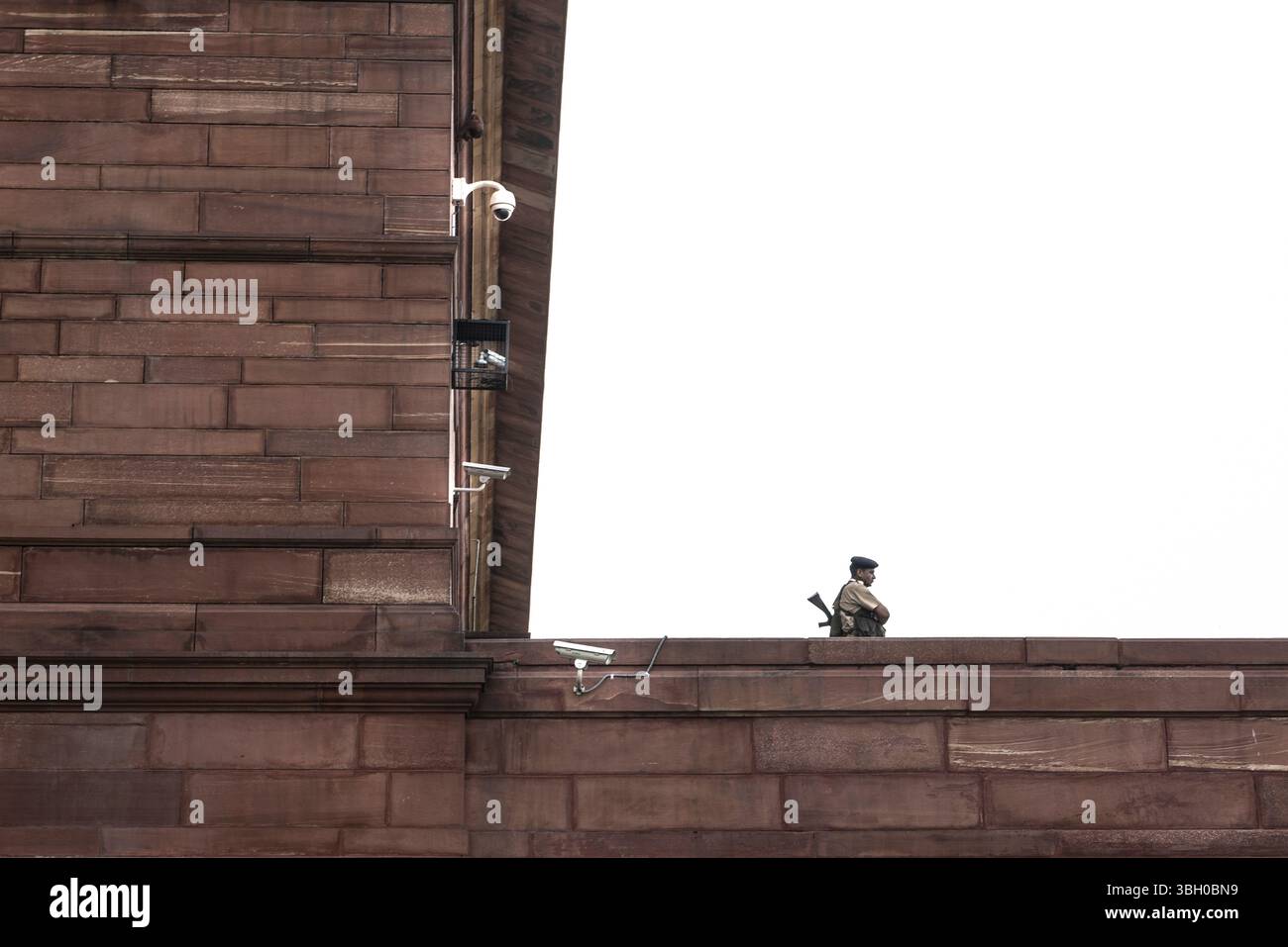 Security monitoring duty hi-res stock photography and images - Alamy