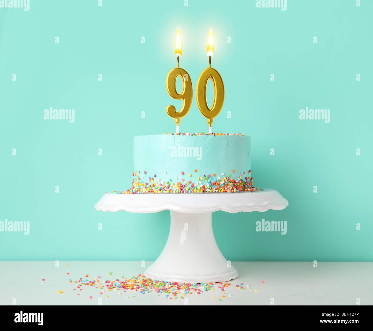 90th birthday cake hi-res stock photography and images - Alamy