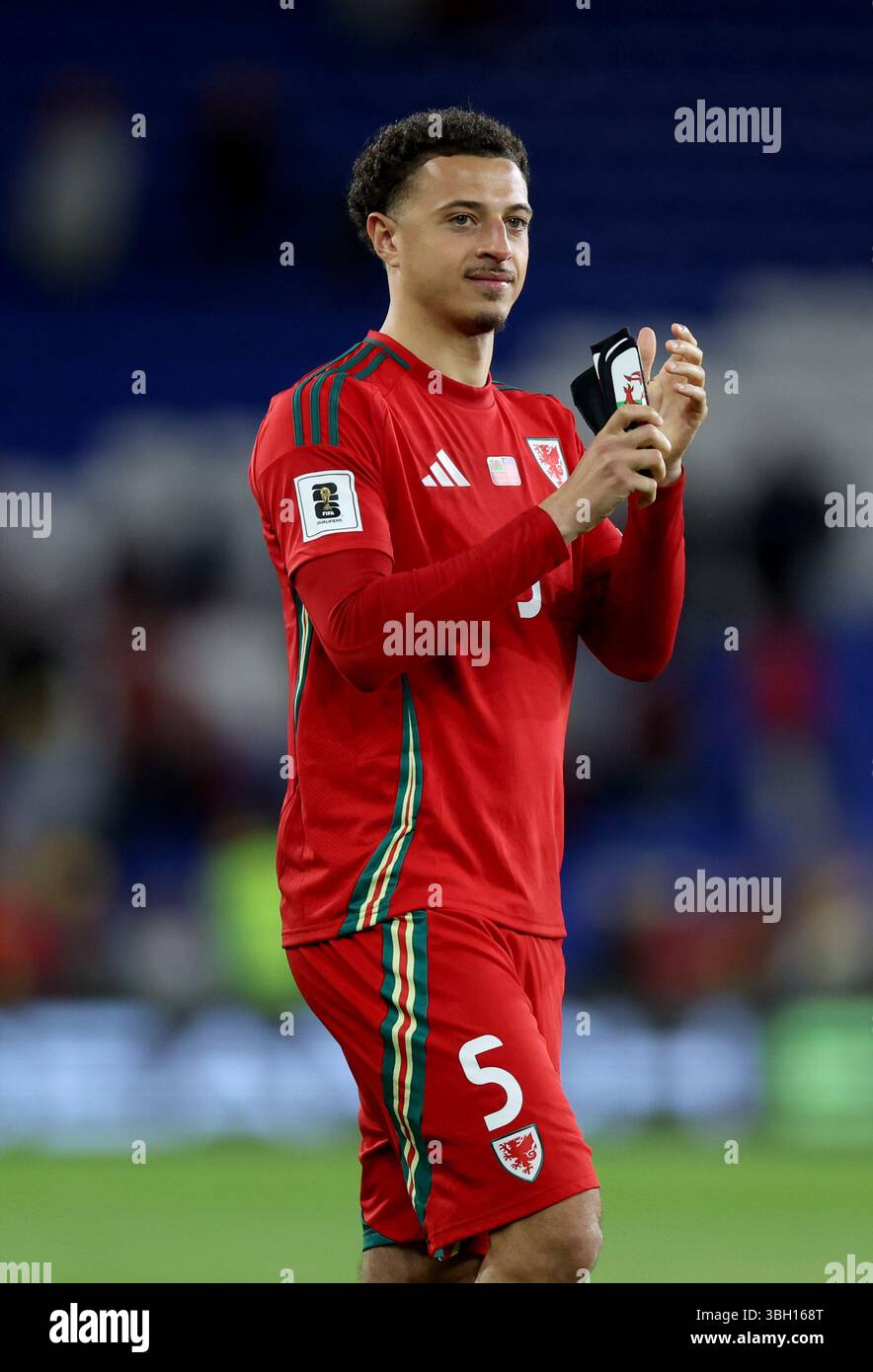 Wales Ethan Ampadu Acknowledges The Crowd After The European Qualifier Wales Ethan Ampadu Acknowledges The Crowd After The European Qualifier