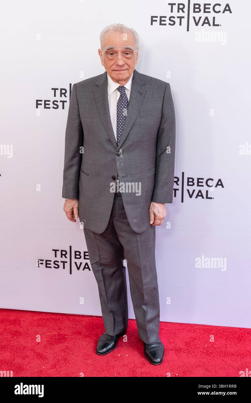 Kundun martin scorsese hi-res stock photography and images - Alamy