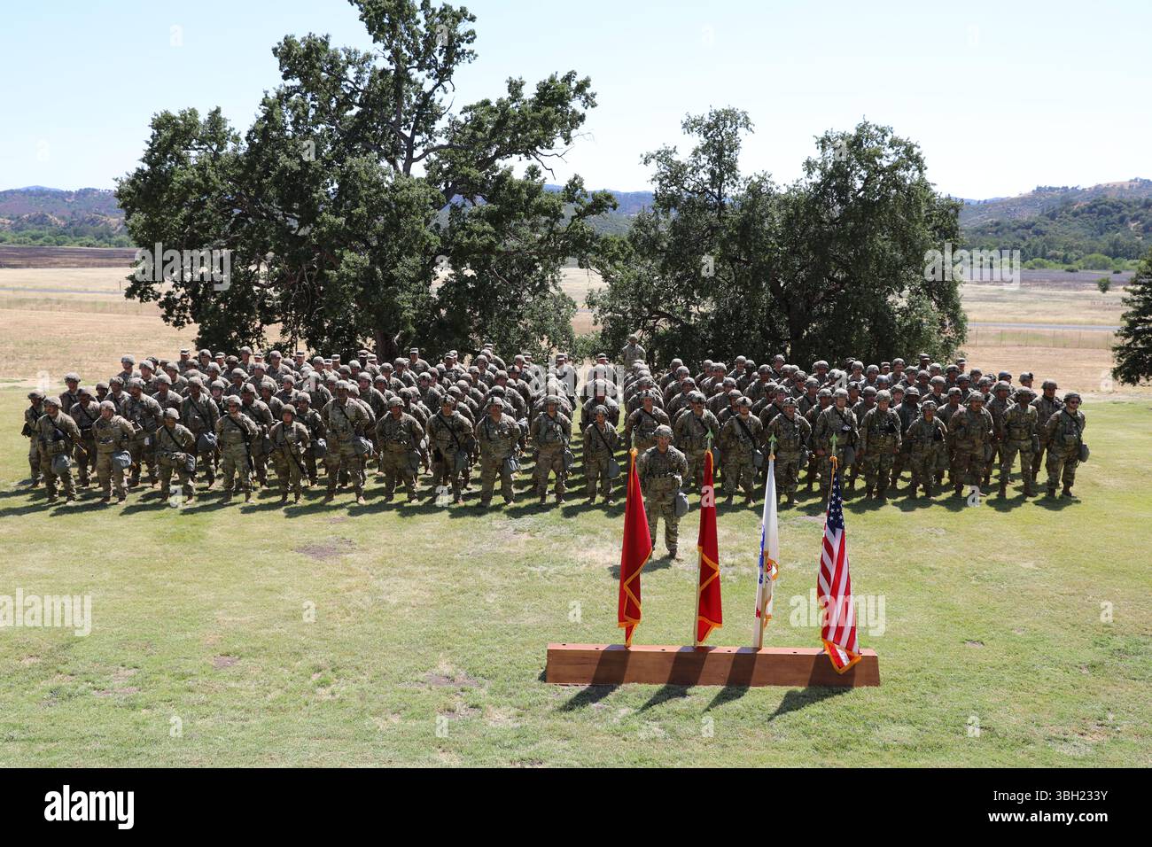 Soldiers in full gear military hi-res stock photography and images - Alamy