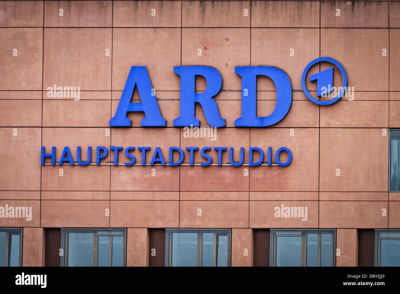 ARD Hauptstadtstudio, Aussenaufnahme, Logo, Berlin-Mitte Stock Photo
