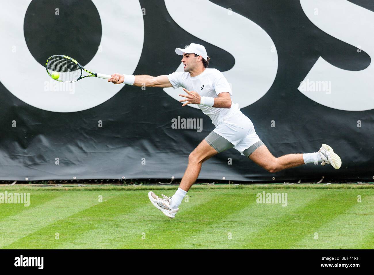 Stuttgart, Deutschland. 07th June, 2025. Eliot Spizzirri (USA) im Match gegen Li Tu (AUS) BOSS OPEN ATP250; Stuttgart, Tennisclub Weissenhof am 07.06.2025 Credit: dpa/Alamy Live News Stock Photo