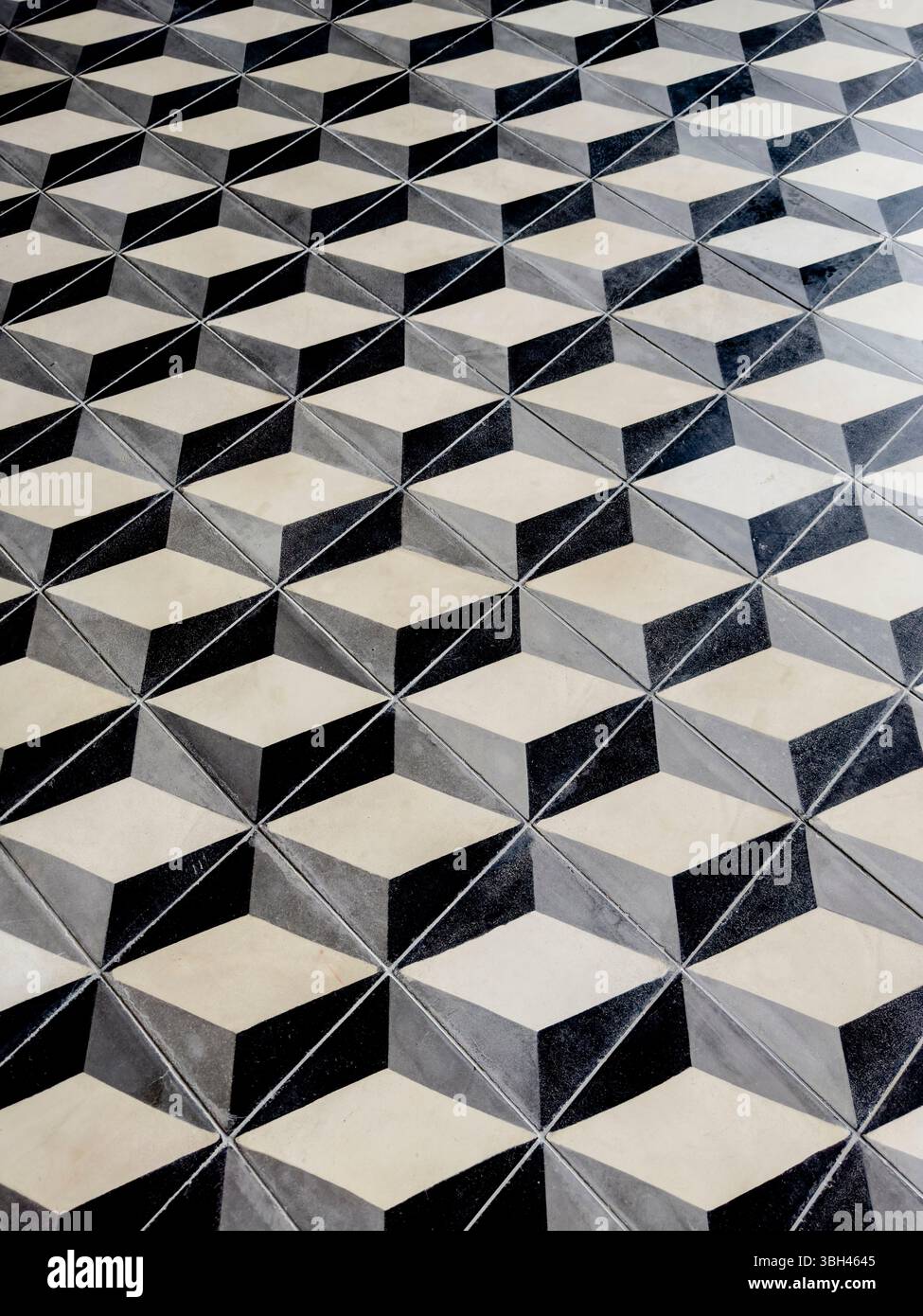 Hexagon tile hi-res stock photography and images - Alamy