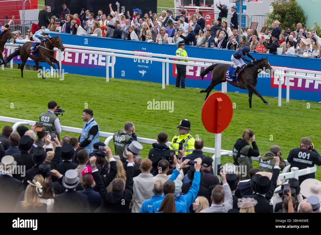 Wayne lordan wins hi-res stock photography and images - Alamy