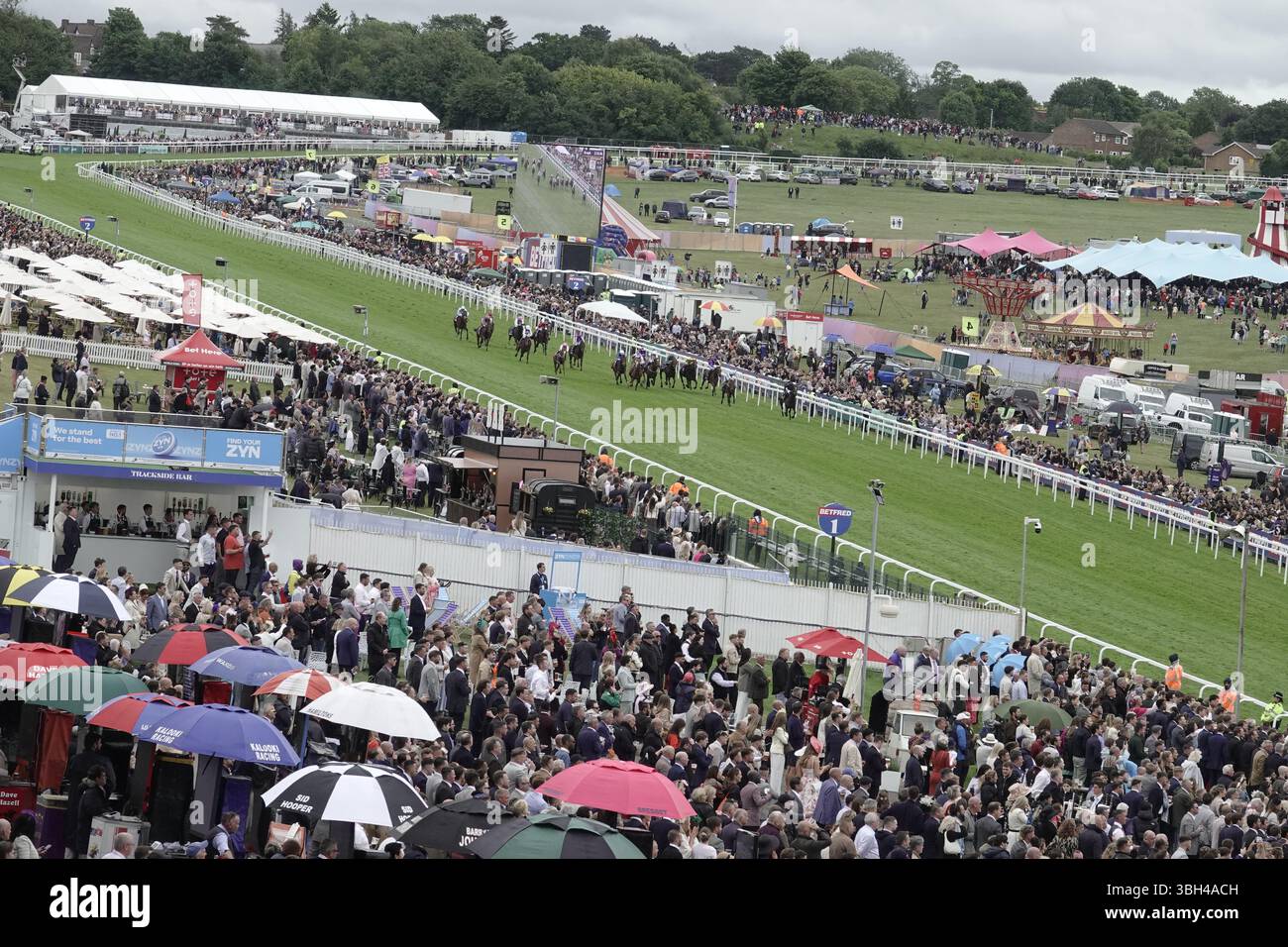 Epsom Downs Racecourse, Epsom, Surrey, UK. 7th June, 2025. Lambourn ...