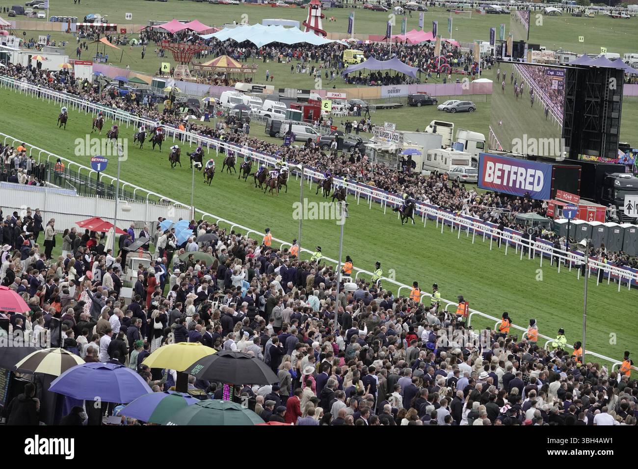 Epsom Downs Racecourse, Epsom, Surrey, UK. 7th June, 2025. Lambourn ...