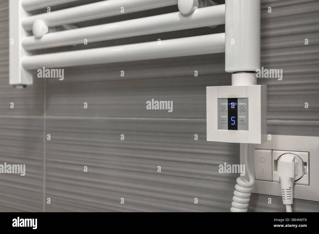 Electric heat radiator hi-res stock photography and images - Alamy
