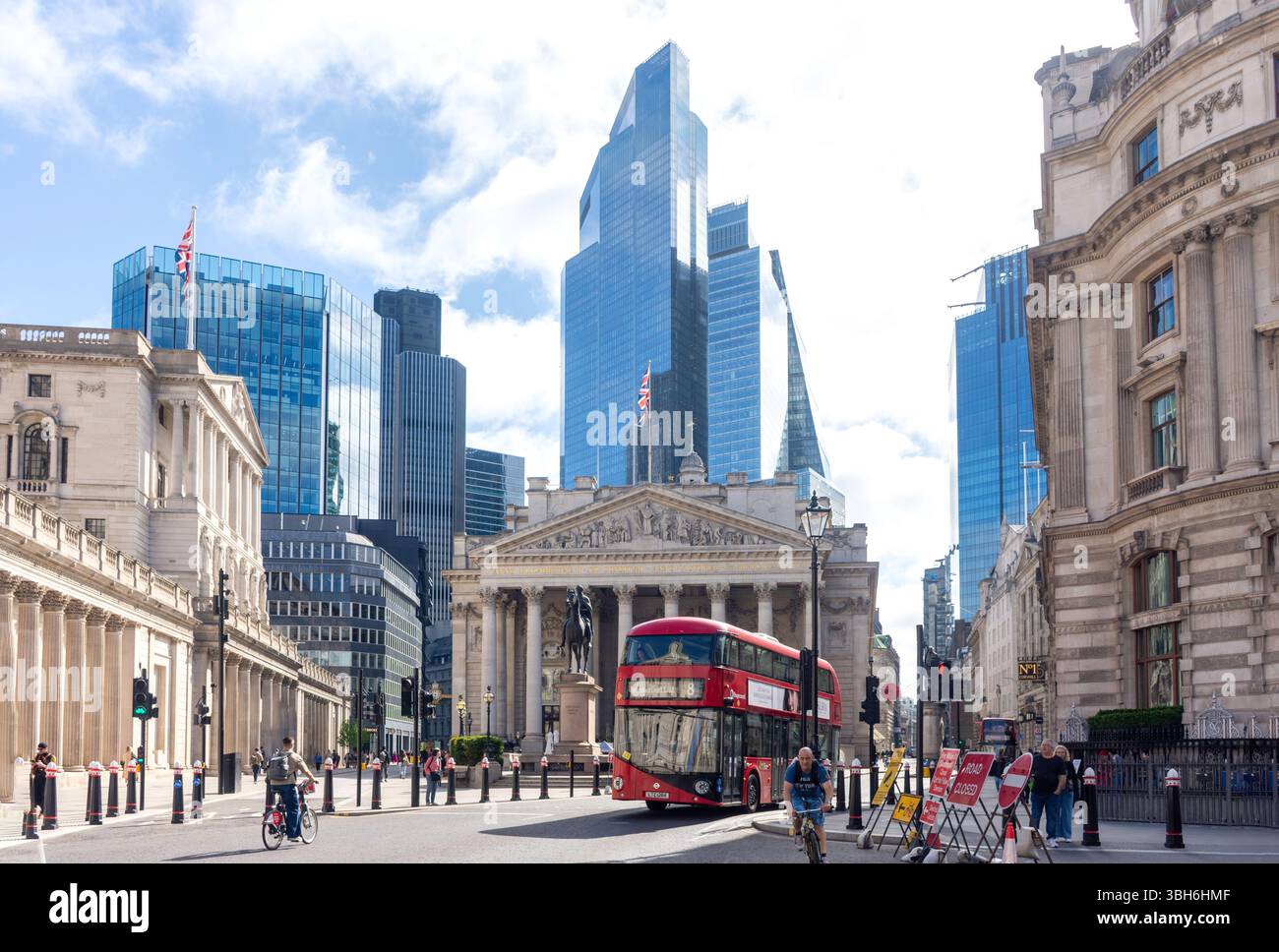 Old lady bank junction central financial district commercial bus hi-res ...