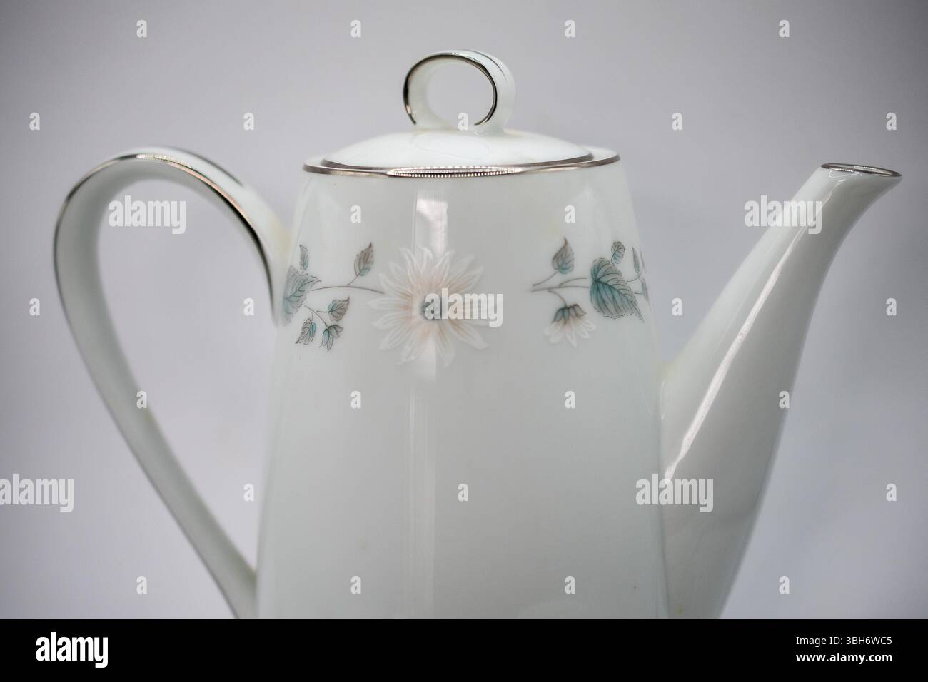 vintage porcelain tea pot Stock Photo
