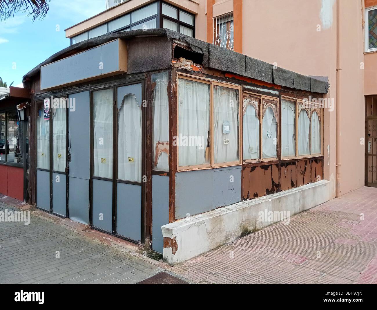Palma de Mallorca, Spain; march 16 2025: Restaurant closed in the tourist beach resort of Palma de Mallorca in low season Stock Photo