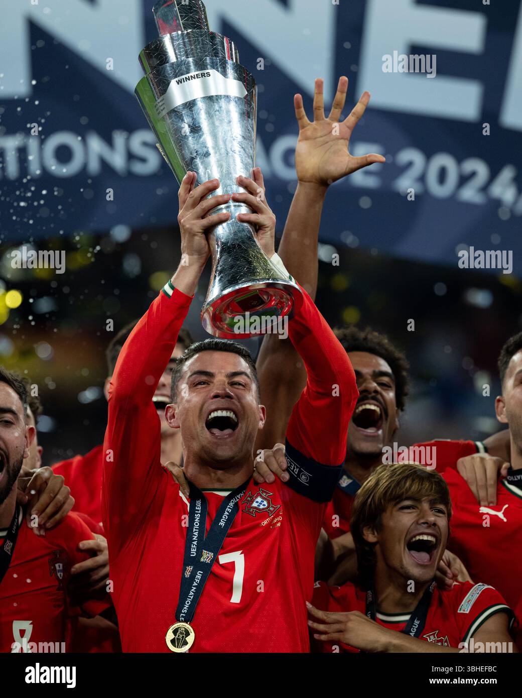 Cristiano ronaldo portugal trophy 2025 hi-res stock photography and ...