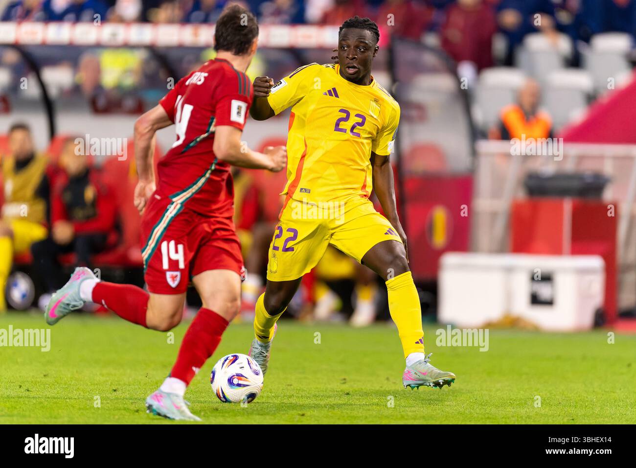 BRUSSELS, BELGIUM - JUNE 9: Connor Roberts of Wales battles for the ball with Jeremy Doku of Belgium during the FIFA 2026 World Cup Qualifier match between Belgium and Wales at King Baudouin Stadium on June 9, 2025 in Brussels, Belgium. (Photo by Joris Verwijst/Orange Pictures) Credit: Orange Pics BV/Alamy Live News Stock Photo