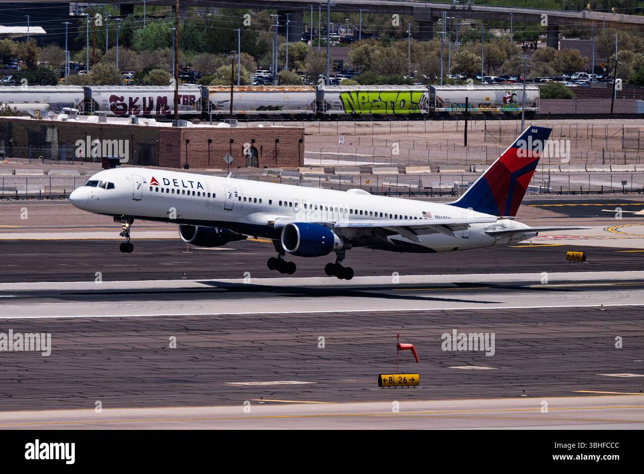 Boeing 757 hi-res stock photography and images - Page 7 - Alamy