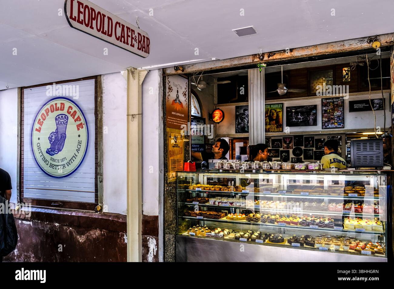 Leopard Cafe India. Mumbai. Bombay. Leopold cafe Stock Photo - Alamy