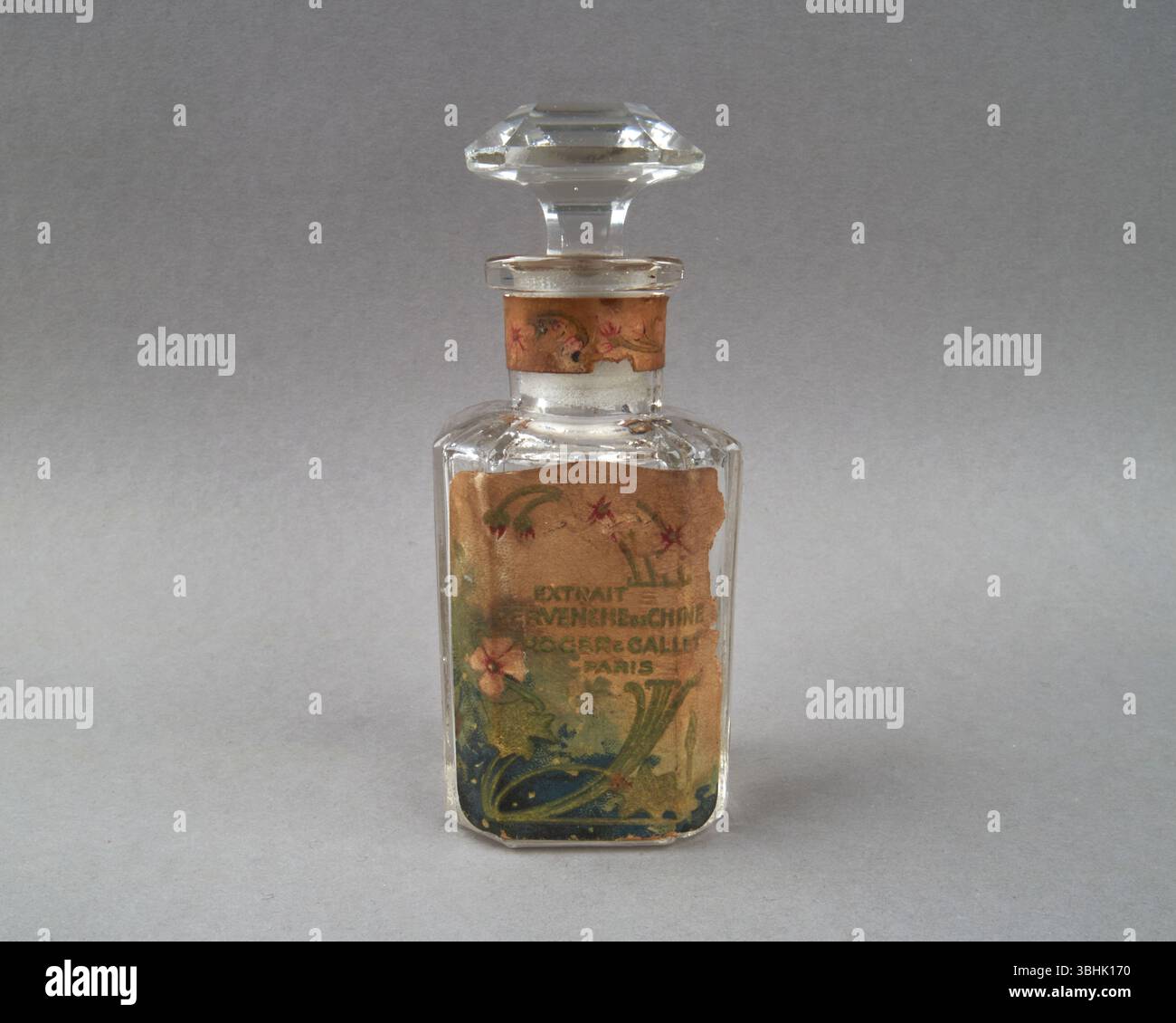 Roger gallet hi-res stock photography and images - Alamy