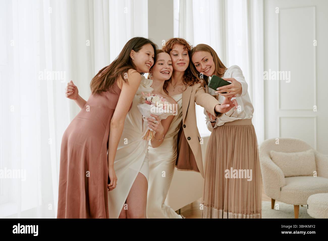 Asian wedding bridesmaid hi-res stock photography and images - Alamy Asian wedding bridesmaid hi-res stock photography and images - Alamy