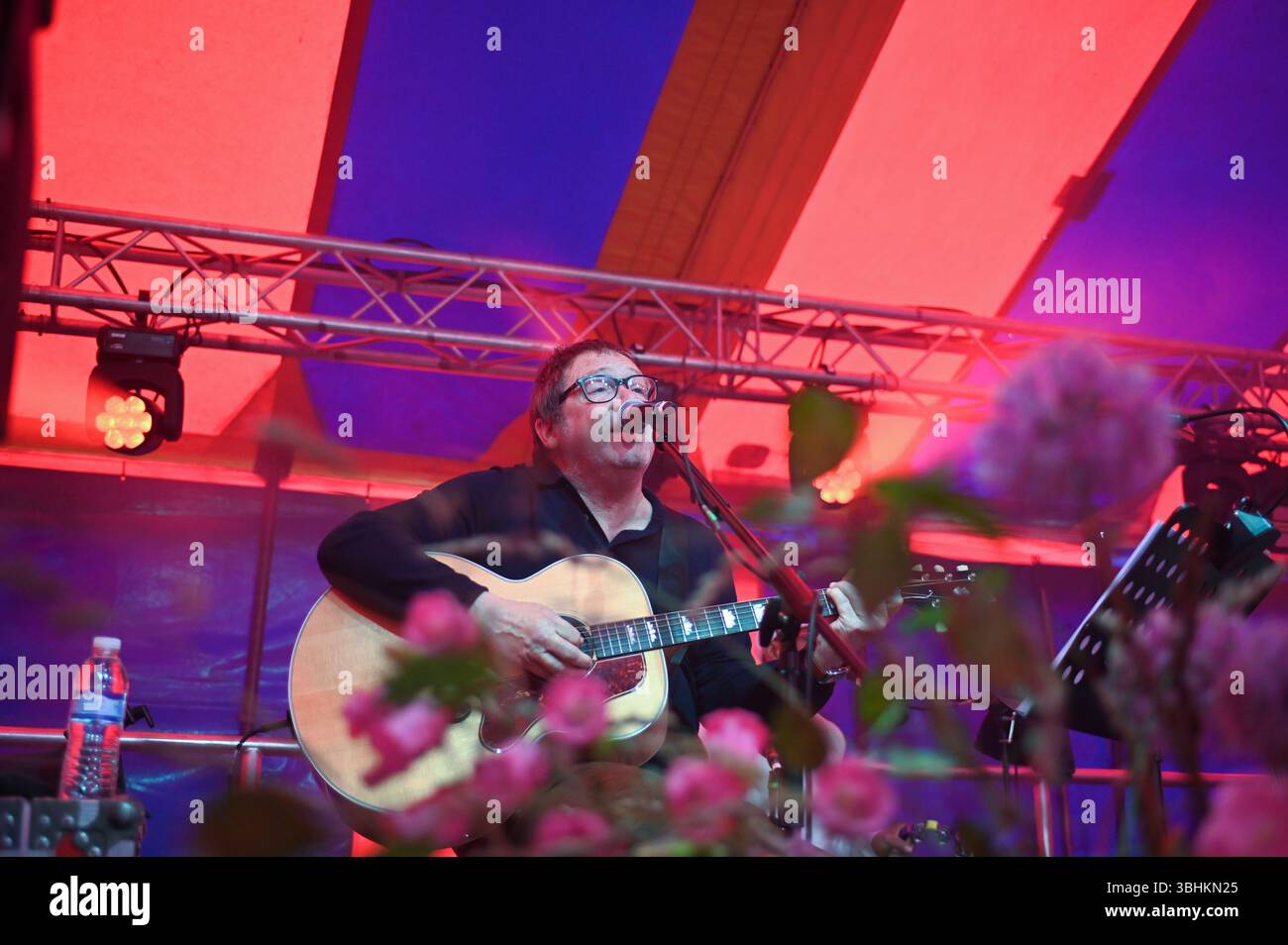 Simon and Oscar of OCS Performing at Donny Fest 2025 , Doncaster, UK ...