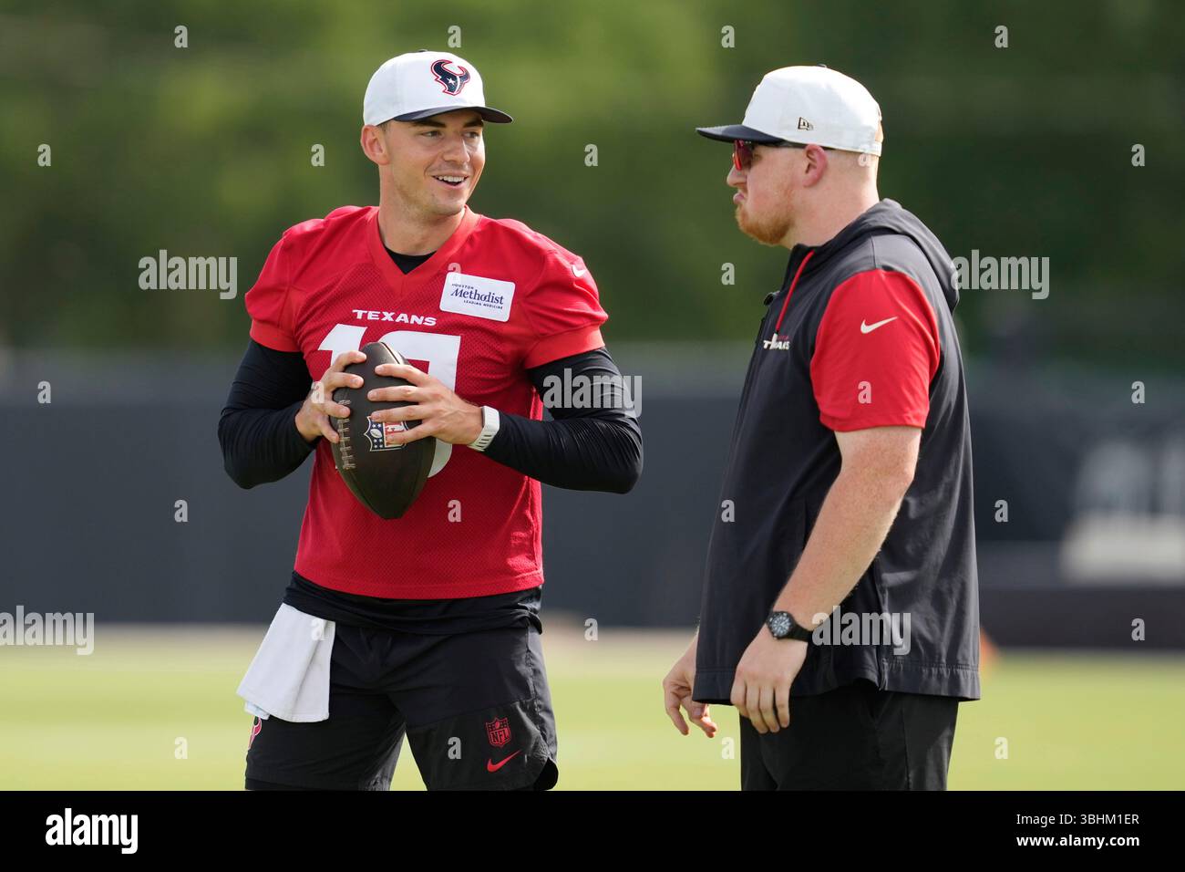 Houston Texans quarterback Graham Mertz (18) works out during an NFL ...