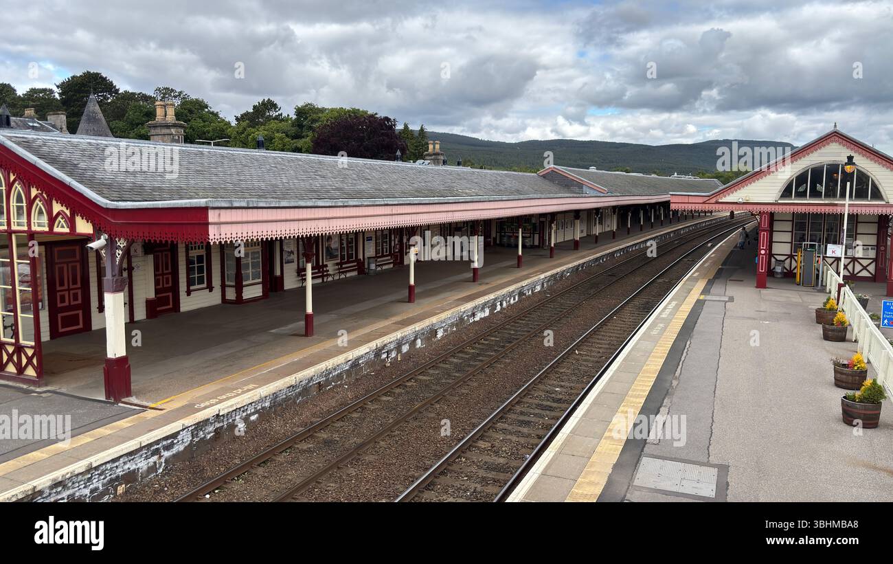 The historic Aviemore railway station building stands proud in the Highlands, blending traditional architecture with the cha Stock Photo