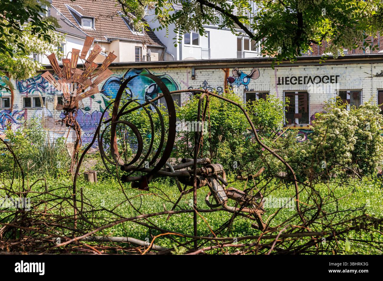 sculpture park Odrumpark, created by the artist Odo Rumpf, Cologne, Germany. Skulpturenpark Odrumpark, geschaffen vom Kuenstler Odo Rumpf, Koeln, Deut Stock Photo