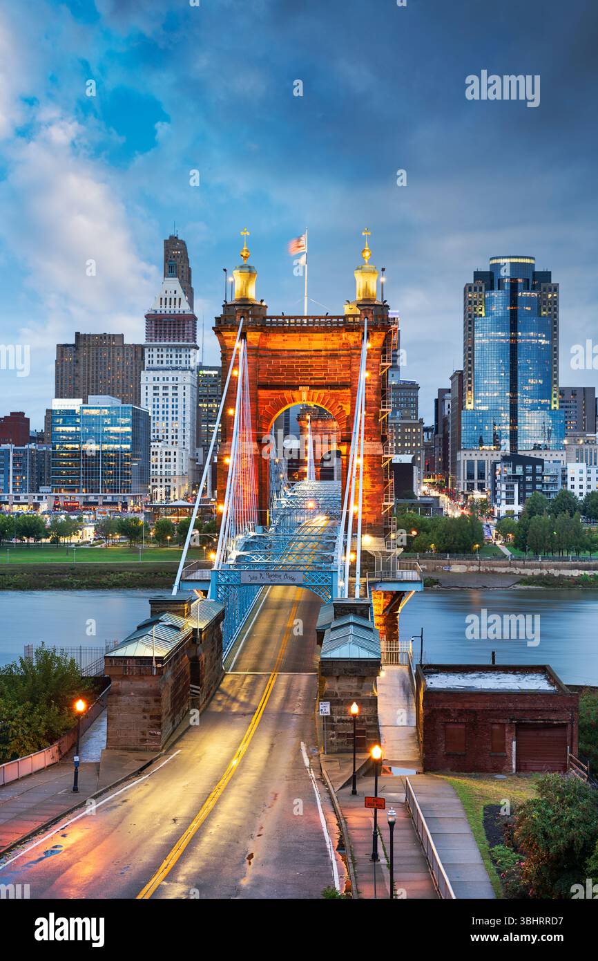 Cincinnati, Ohio, USA skyline on the river at night. Stock Photo