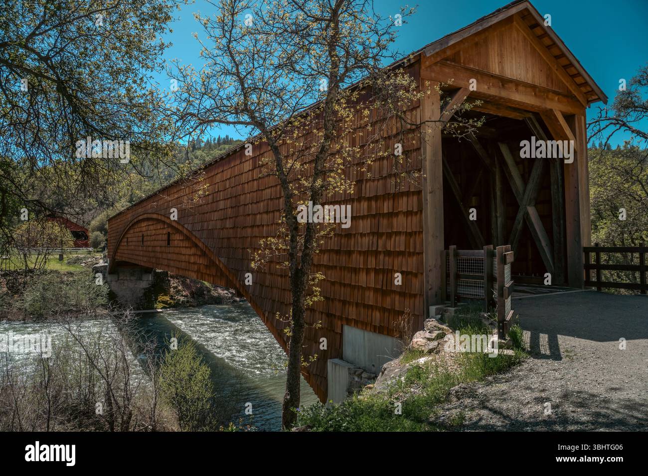 Historic bridgeport covered bridge exterior view hi-res stock ...