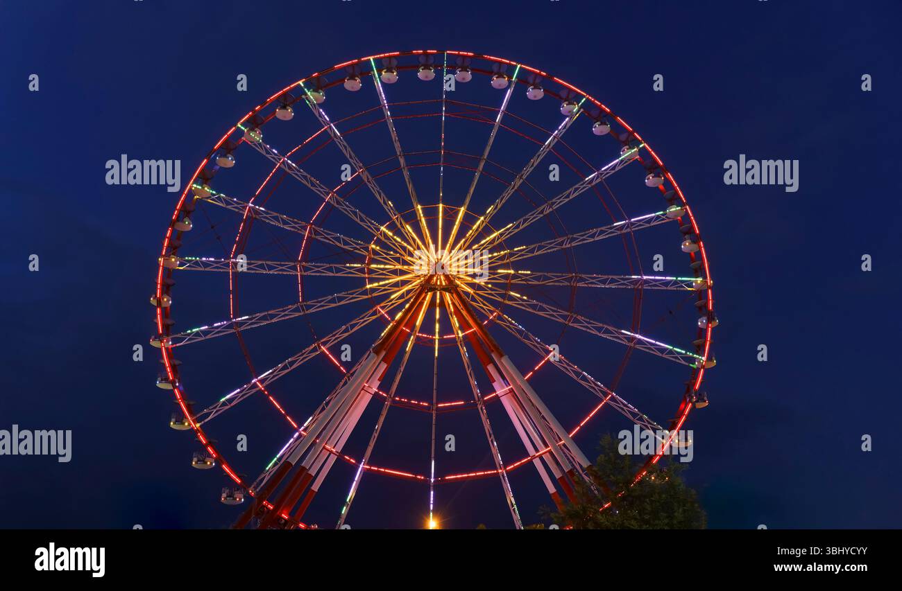 Fun Wheel Pattern Striking wheel patterns hi-res stock photography and images - Alamy