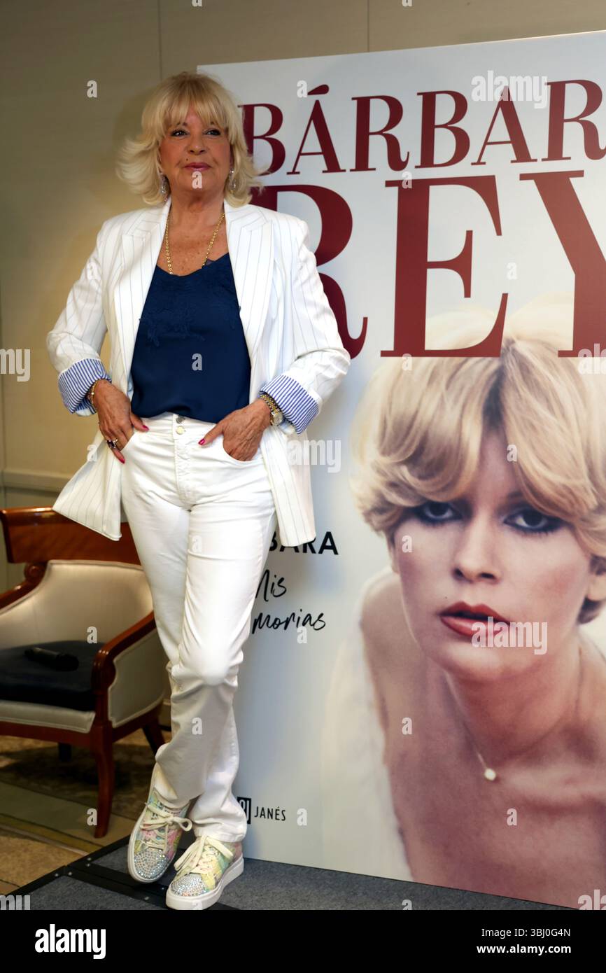 Bárbara Rey poses during the presentation of her memoir 'Yo Bárbara ...
