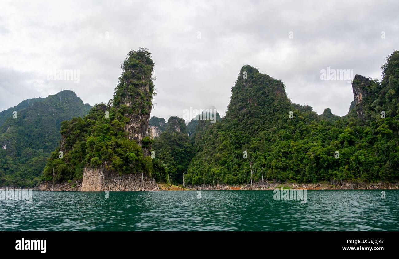 view-of-khao-sok-lake-in-krabi-province-thailand-with-towering