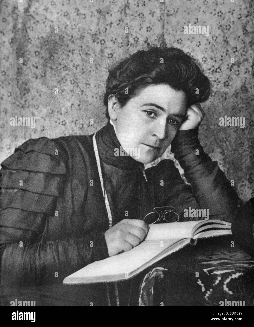 Cheksiz yozdan yalangoch Olga Dmitrievna