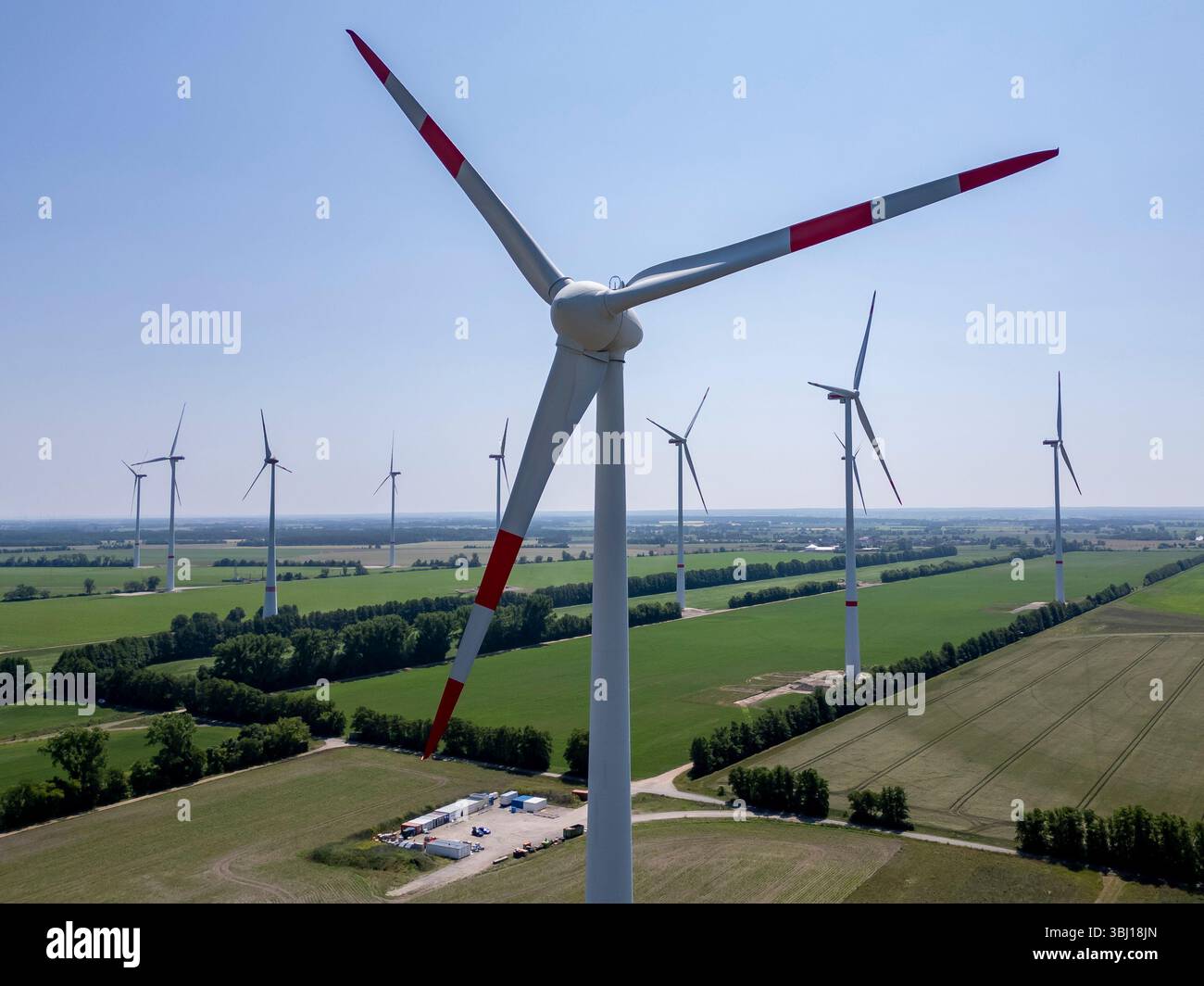 12 June 2025, Saxony-Anhalt, Zahna-Elster: An older Enercon E40/600 ...