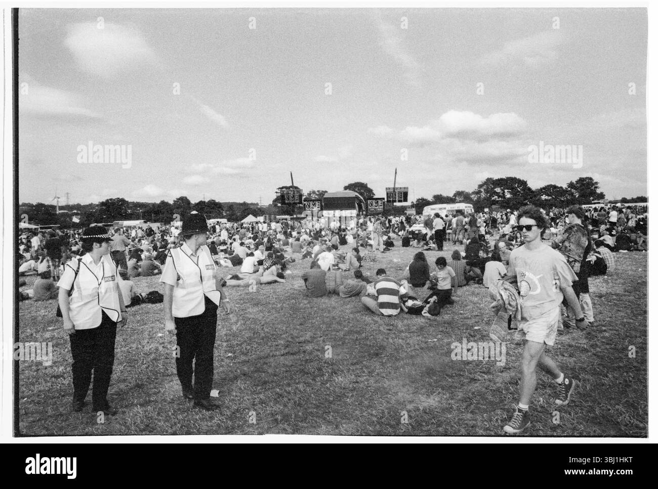 POLICE ON PARTOL ROCK FANS NME STAGE GLASTONBURY 1994 Most Of The police-on-partol-rock-fans-nme-stage-glastonbury-1994-most-of-the