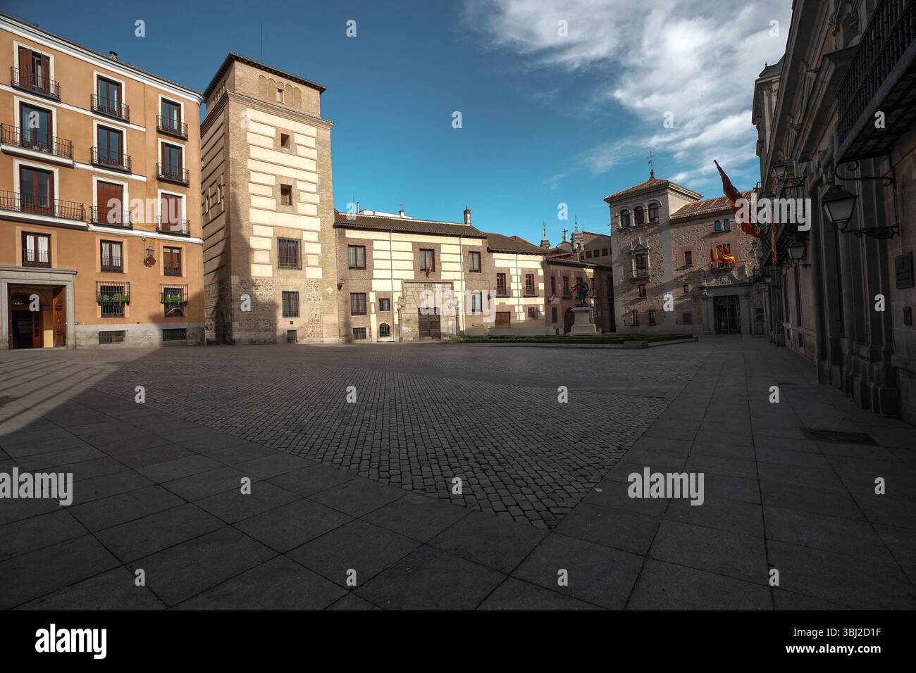 plaza de la villa de madrid