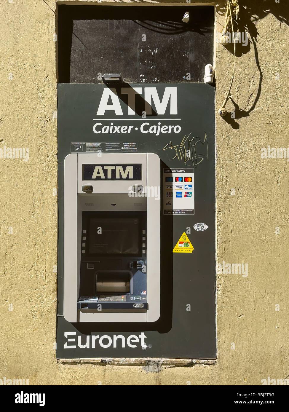 Atm machine in spain hi-res stock photography and images - Page 2 - Alamy