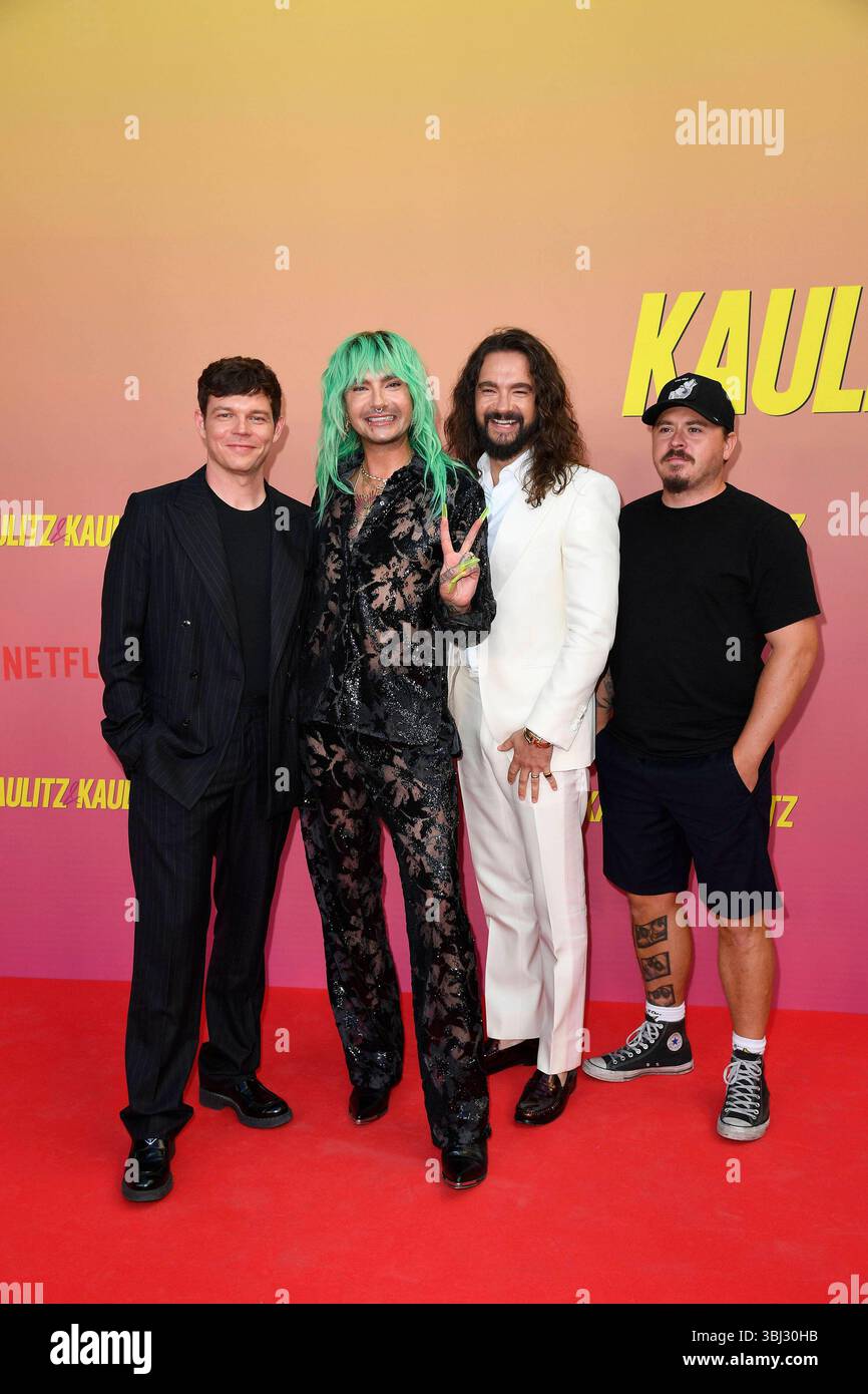 Listing, Bill Kaulitz, Tom Kaulitz und Gustav Schaefer bei der