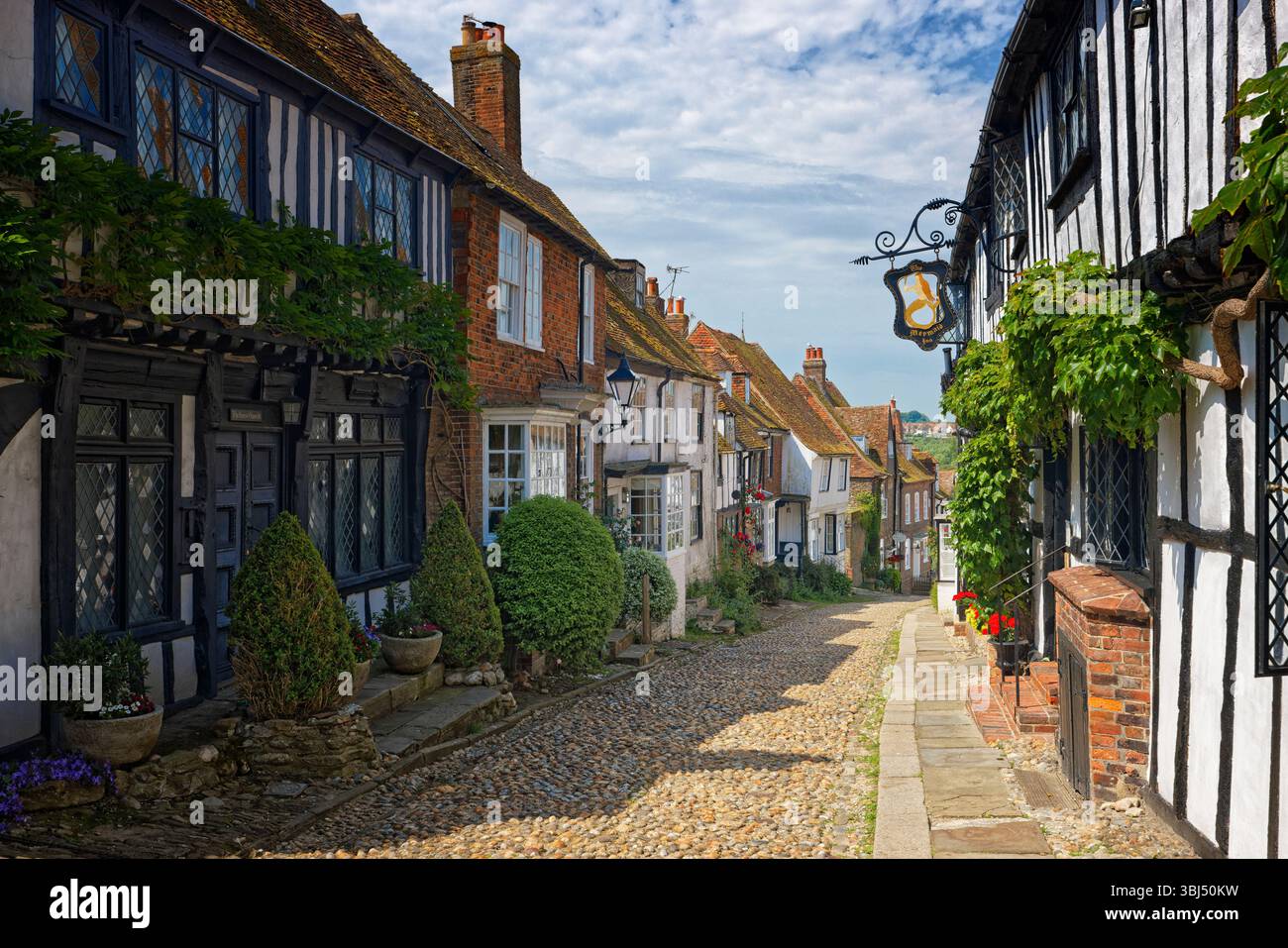 mermaid-street-rye-in-east-sussex-england-uk-stock-photo-alamy