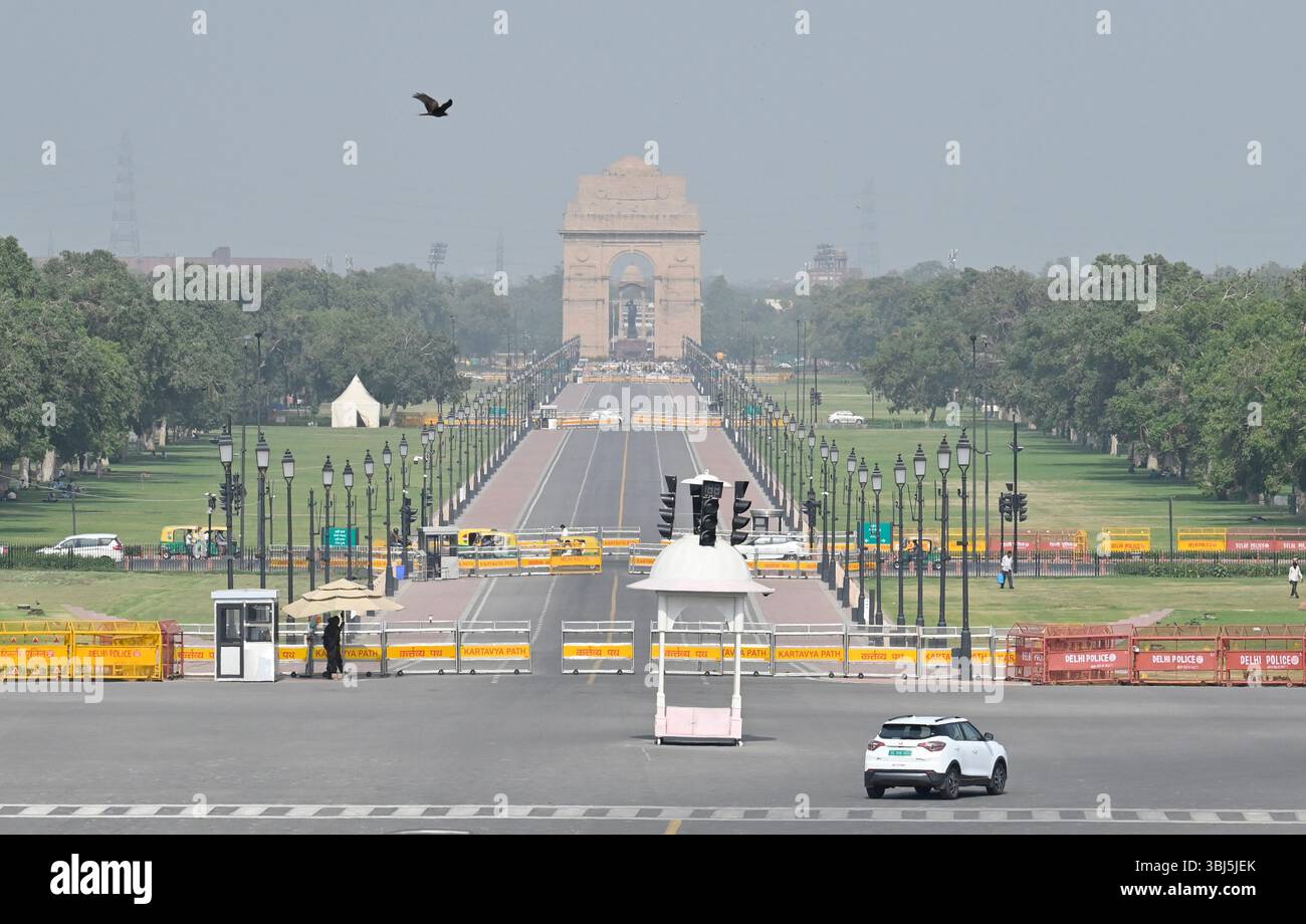 NEW DELHI, INDIA - JUNE 12: A view of Kartavya Path on a hot afternoon ...