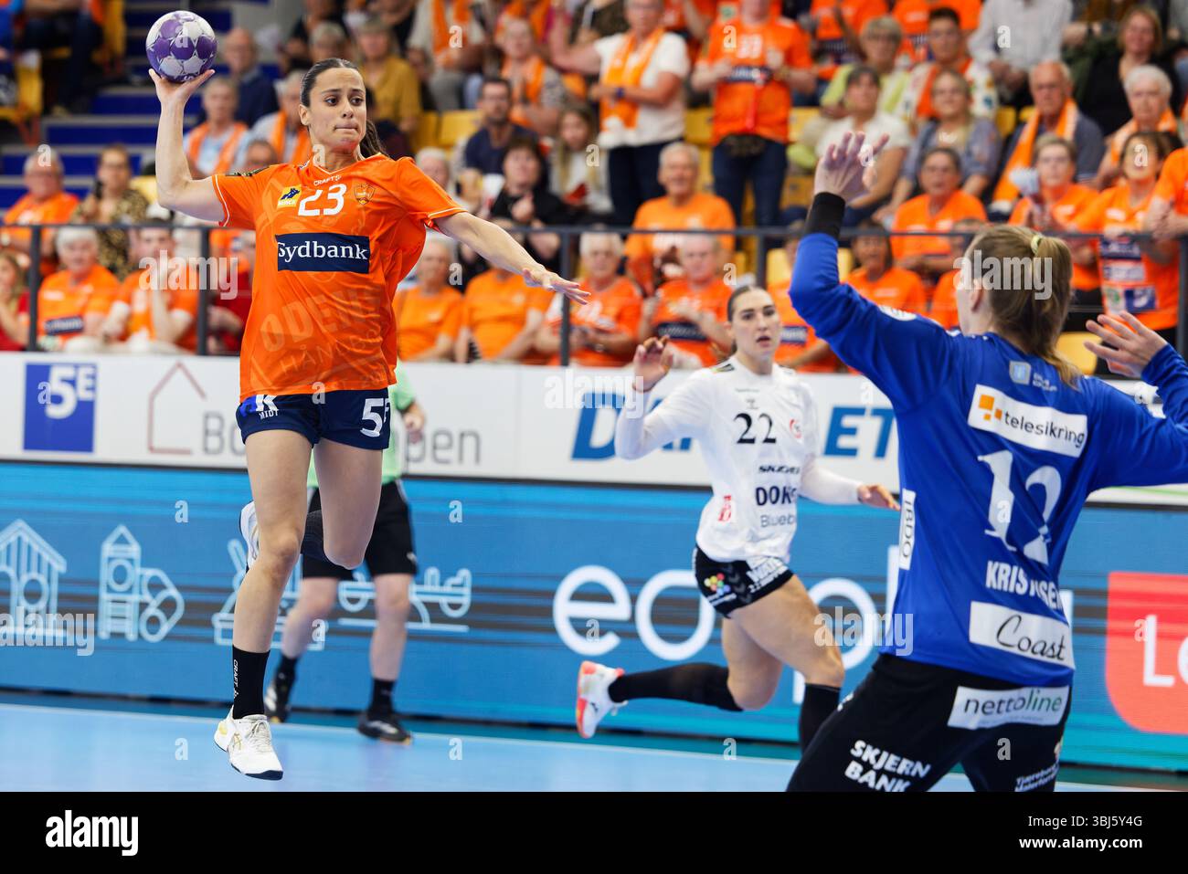 Odense, Denmark. 12th, June 2025. Elma Halilcevic (23) of Odense ...
