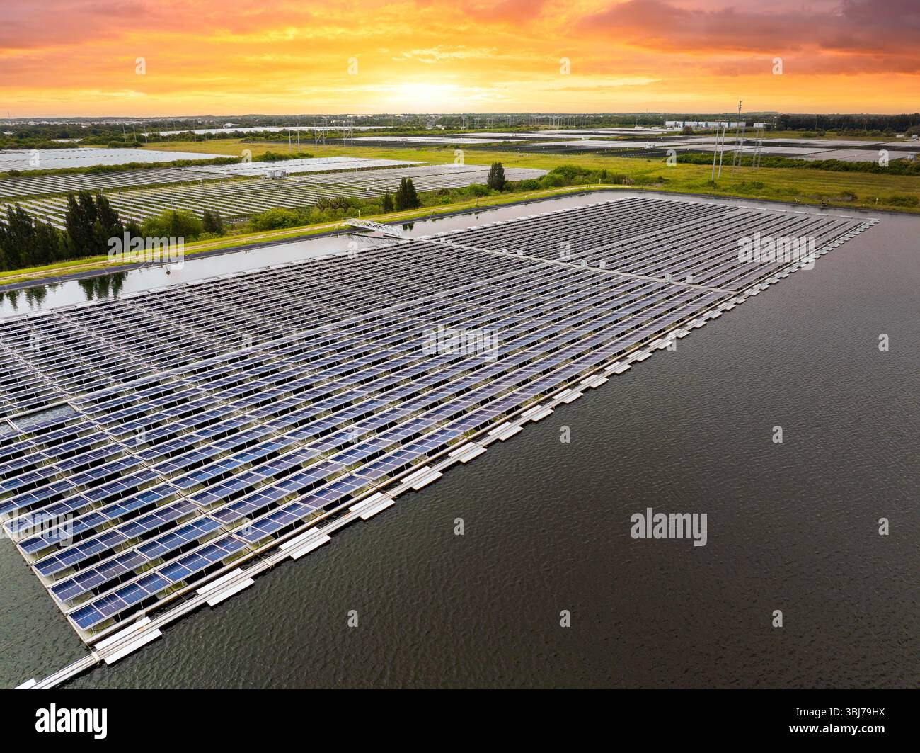 Floating solar photovoltaic panels at sustainable electrical power ...