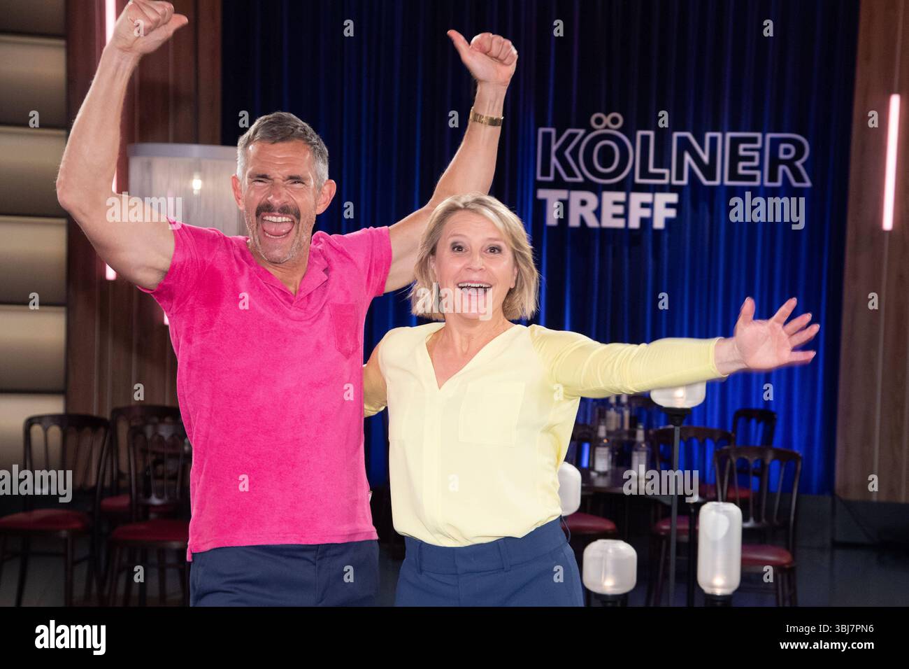 von links: Micky BEISENHERZ, Moderator, Susan LINK, Moderatorin ...
