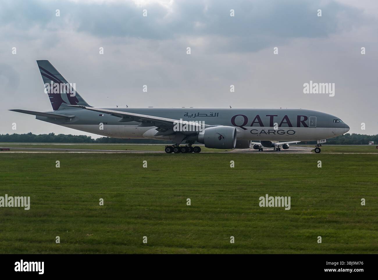 777 Spotting at YSSY #16 - USAF KC135 + special liveries