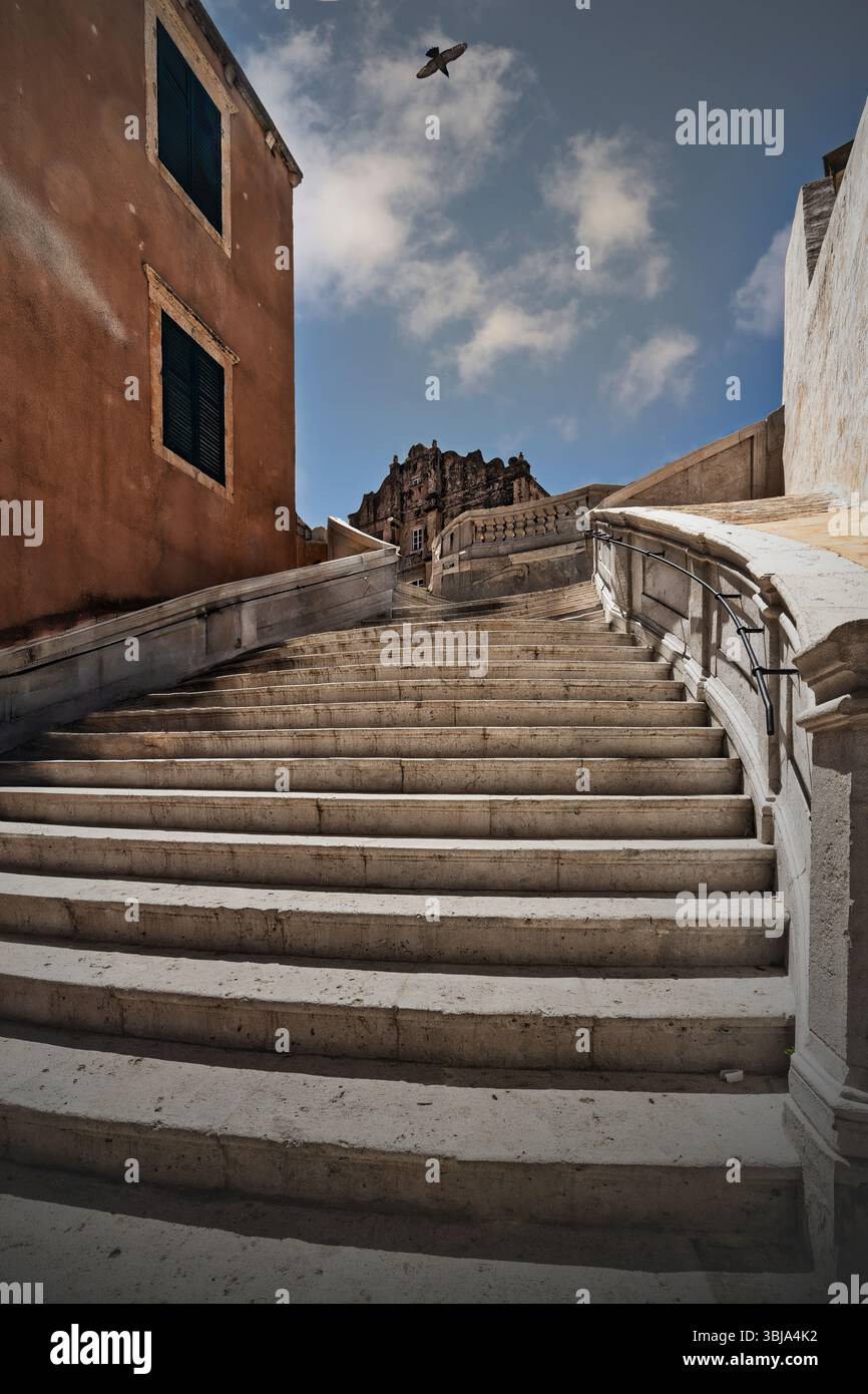 Die Jesuitentreppe oder auch Treppe der Schande aus Game of Thrones in Dubrovnik, Kroatien Stock Photo