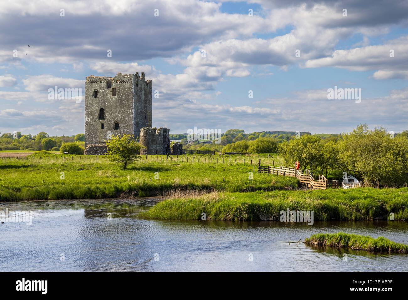 Threave Castle and the River Dee, Dumfries and Galloway, Scotland Stock Photo