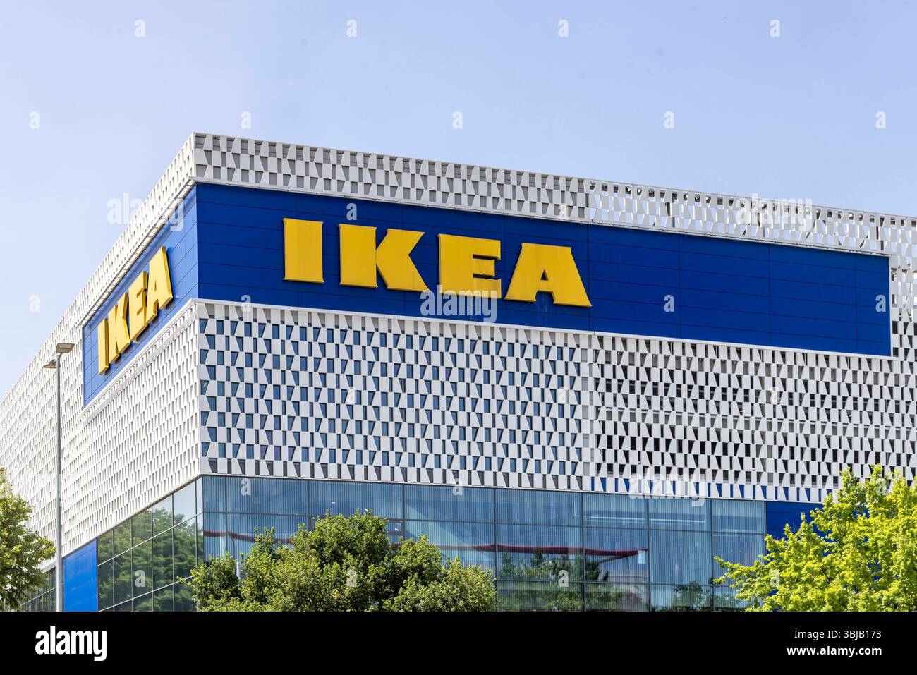IKEA Einrichtungshaus Karlsruhe. // 12.06.2025. Karlsruhe, Baden-Württemberg, Deutschland *** IKEA store Karlsruhe 12 06 2025 Karlsruhe, Baden Württemberg, Germany Stock Photo