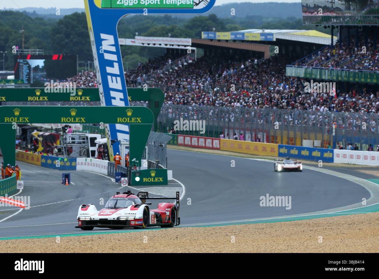 Le Mans, France. 14 Jun, 2025. Porsche Penske Motorsport (5) Julien Andlauer (FRA) Michael Christensen (DEN) Mathieu Jaminet (FRA), during the 24h of Le Mans 2025, Le Mans, France. Credit: Gabriele Lanzo / Alessio Morgese / Alamy live news Stock Photo