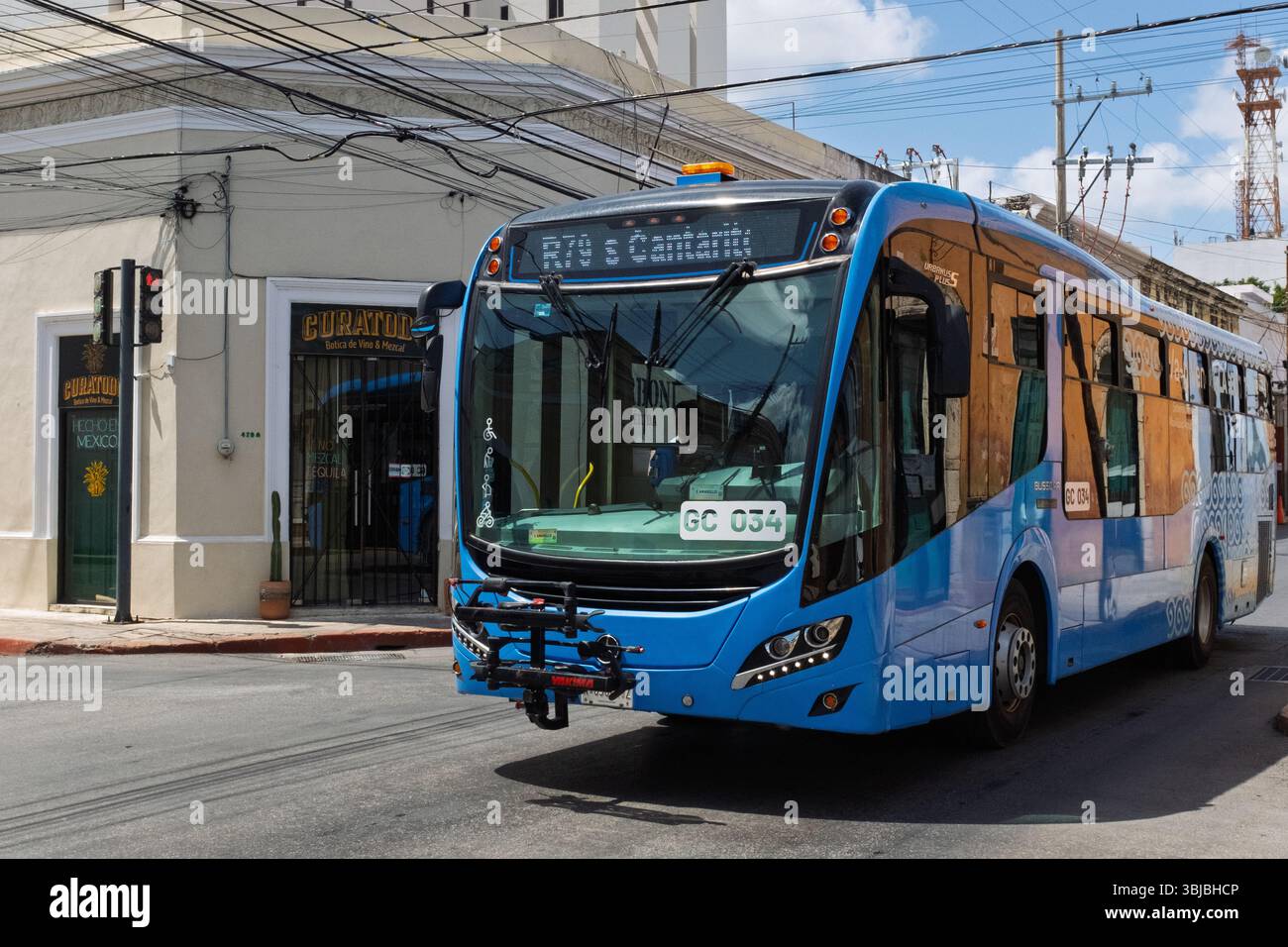 Electrical bus historic center hi-res stock photography and images - Alamy