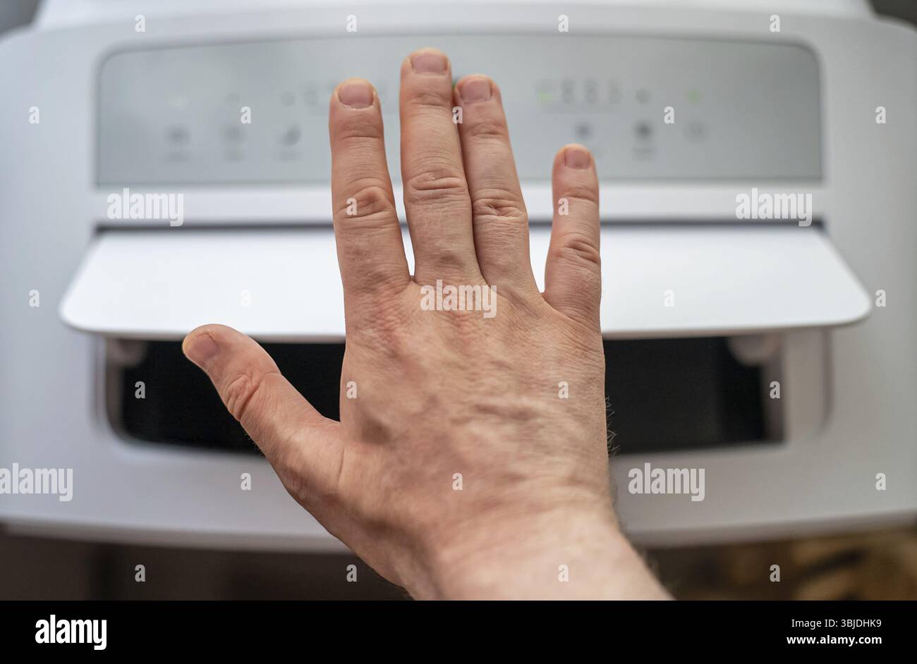 Electronic flow control unit hi-res stock photography and images - Alamy