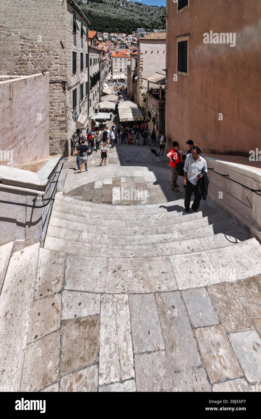 Die Jesuitentreppe oder auch Treppe der Schande aus Game of Thrones in Dubrovnik, Kroatien Stock Photo