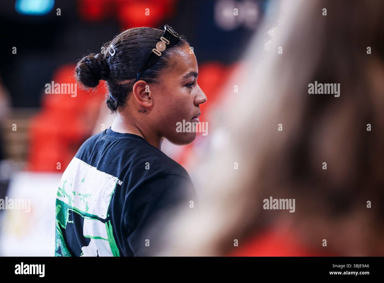 Mariam Toloba (Belgien Red Flames, #15) Basketball Damen Testspiel ...